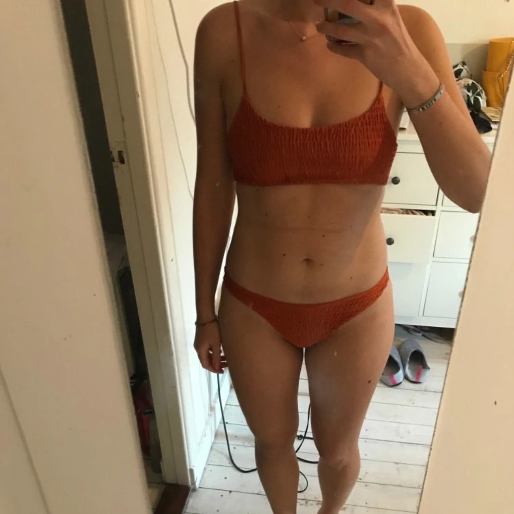 NEW Trendy Orange Crinkle Ruched Bikini Swim suit - Picture 5 of 8